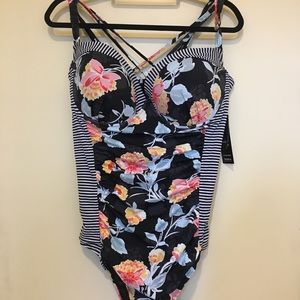 Torrid bathing suit 3x